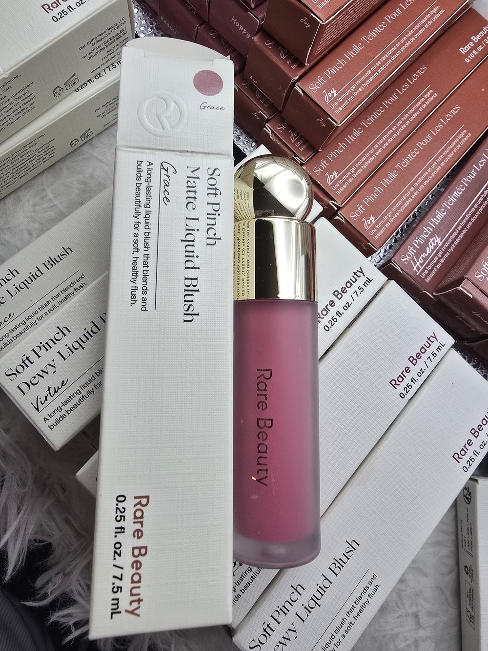 Rare Beauty Soft Pinch Liquid Blush — Vibrant Pink - Picture 11 of 12